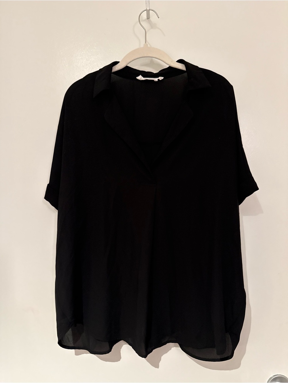 All in Favor Black Short-Sleeve V-Neck Tunic Top